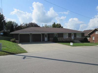 115 S Main St, Saint Lucas, IA, 52166