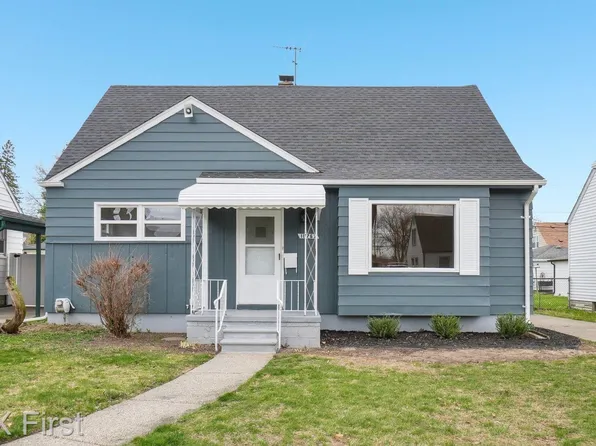 16763 Sarmorr St, Roseville, MI 48066