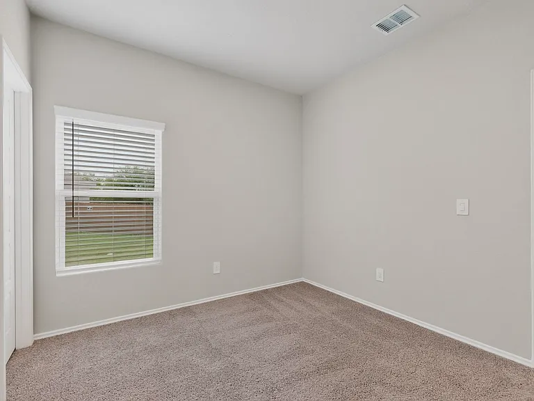 3038 Laguna Clfs — Photo 17