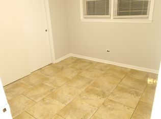 472 N Wolf Rd, Hillside, IL 60162