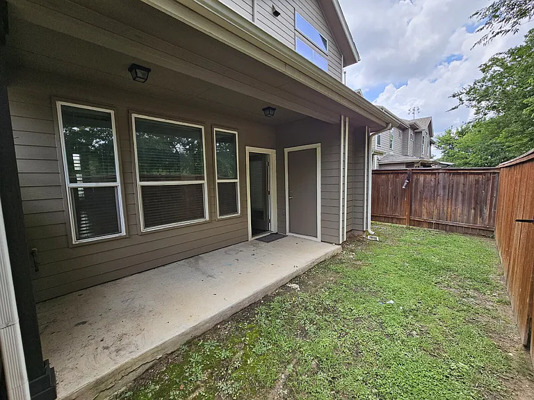 7808 Wildcat Pass — Photo 32
