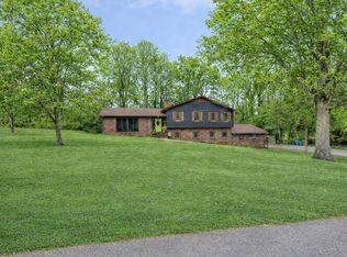 6 Devonshire Ln, Greenville, SC 29617