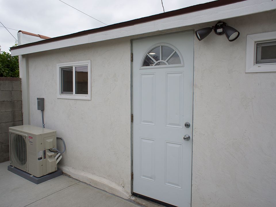 1st image of 8642 San Luis Ave #3