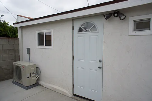 8642 San Luis Ave #3 Photo 1 8642 San Luis Ave #3 Photo 1