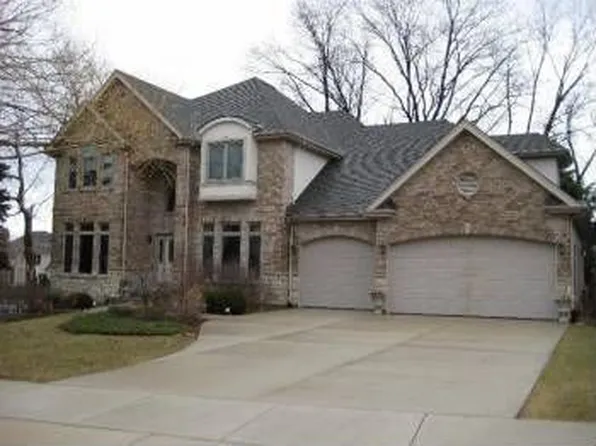 801 S Wilmette Ave, Westmont, IL 60559