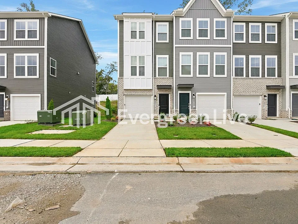 6037 Blue Iris Rd