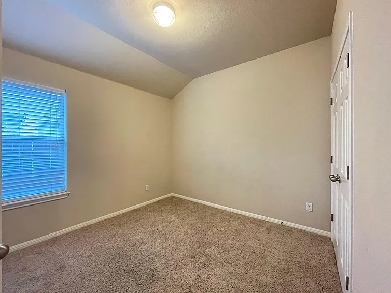 11713 Dunblane Way — Photo 15