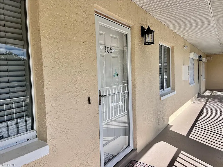3685 Amberly Cir W #D305 — Photo 17