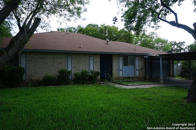 1st image of 6726 Walnut Lake Dr