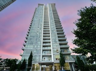 66 Forest Manor Rd #216, Toronto, ON M2J 0B7