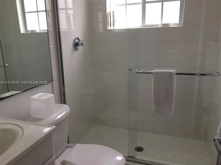290 Sunrise Dr #208 — Photo 17