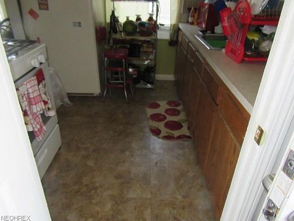 5th image of 4387 E 141st St