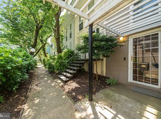 233 G St SW #122, Washington, DC 20024