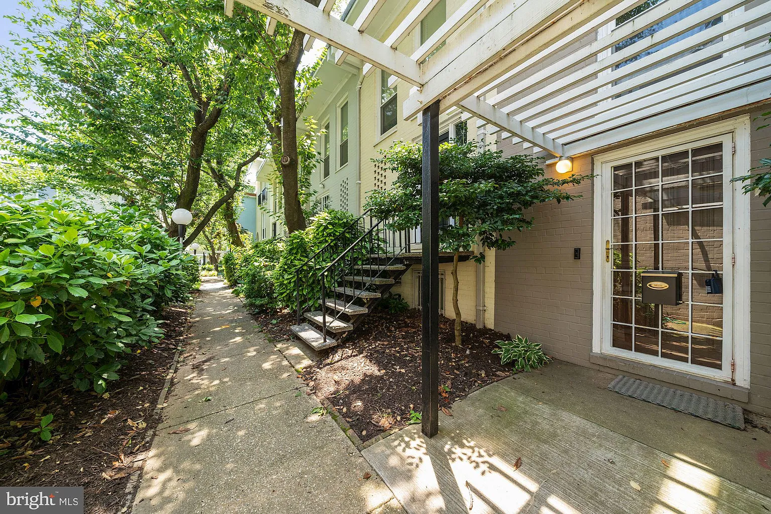 233 G St SW #122 photo 1