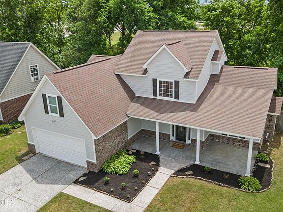 3rd image of 9837 Alexanders Ridge Dr
