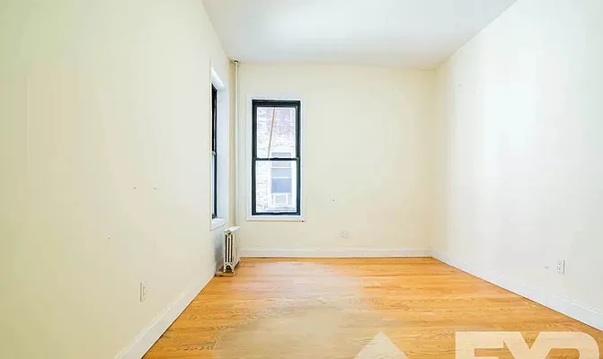 Rented by EXR | media 14