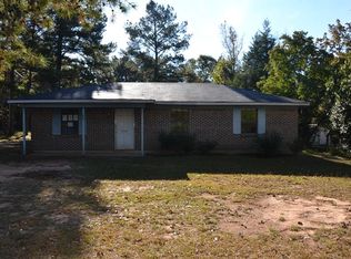1561 Hebron Rd, Grove Hill, AL 36451