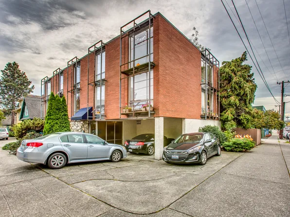 129 11th Ave E, Seattle, WA