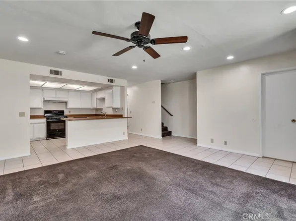 1305 W Latham Ave #1305, Hemet, CA 92543