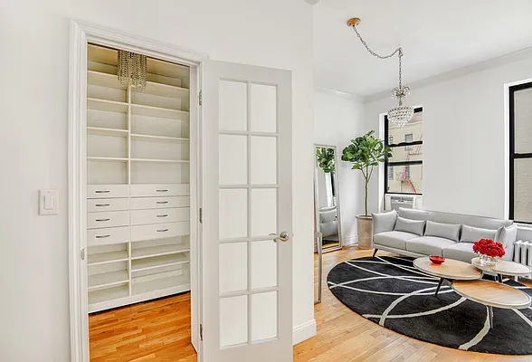 Sold by Compass | media 9