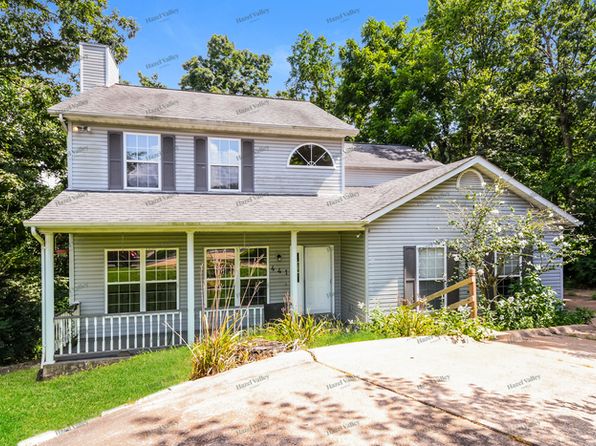 441 Woodbine Ct