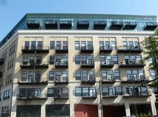 1645 W Ogden Ave Unit 713, Chicago, IL 60612