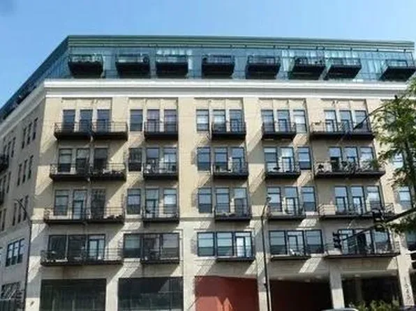 1645 W Ogden Ave, Chicago, IL