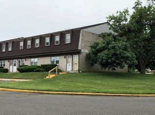 1028 Jardin Ct, Burlington, NJ 08016