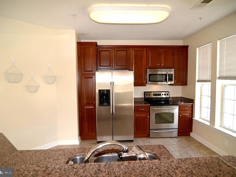 600 Edelen Station Pl #7301 — Photo 7