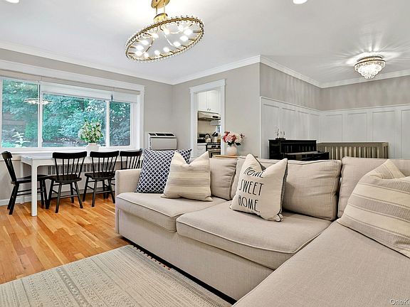 3rd image of 20 Chestnut Street #3