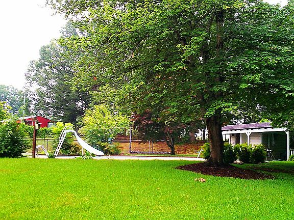pool and tennis area