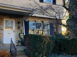 144 W Gaul St, Wernersville, PA