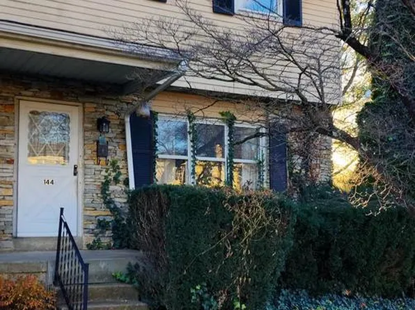 144 W Gaul St, Wernersville, PA 19565