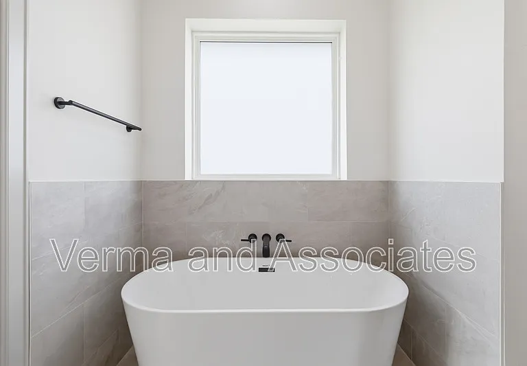 1240 Mammoth St — Photo 4