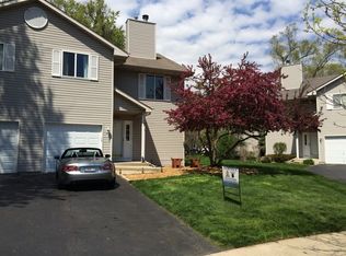 4201 Whitetail Ct, Joliet, IL 60431