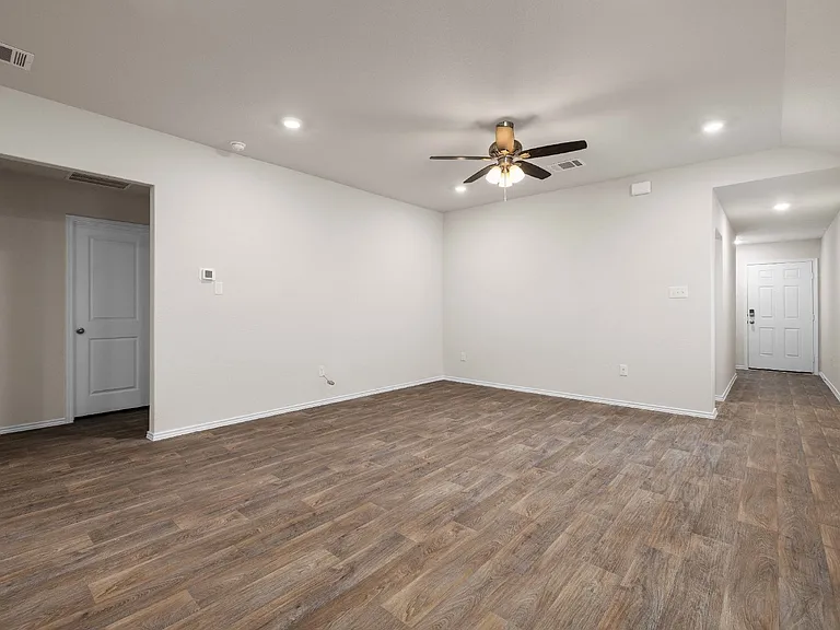 2881 Brogan Crk — Photo 18