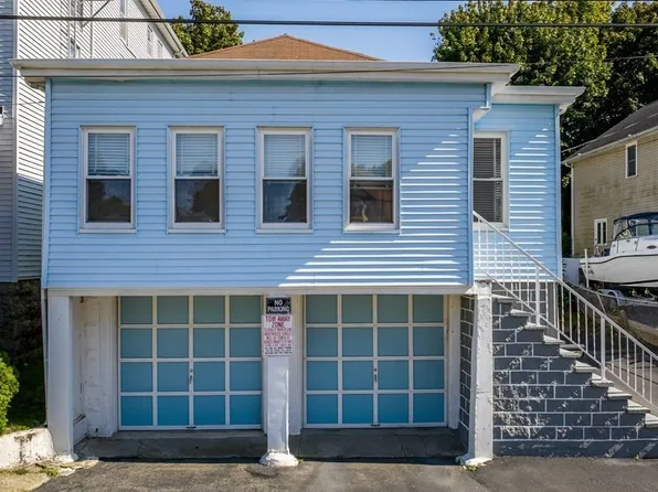 150 Crawford St, Fall River, MA 02724