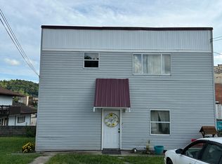 305 Keyser St #1/2, Wayne, WV 25570