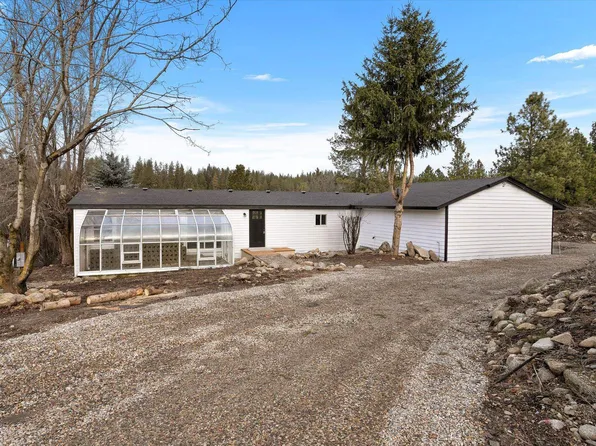 36015 N Milan Elk Rd, Chattaroy, WA 99003
