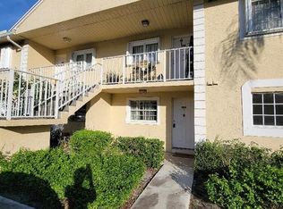 104 Palm Beach Trace Dr, Royal Palm Beach, FL 33411