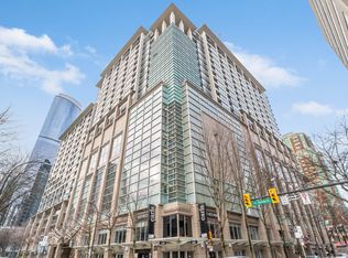933 Hornby St #602, Vancouver, BC V6Z 3G4