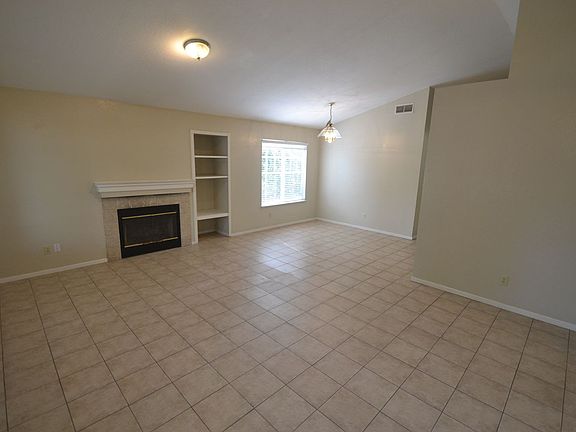 4th image of 4442 Antelope Park Way