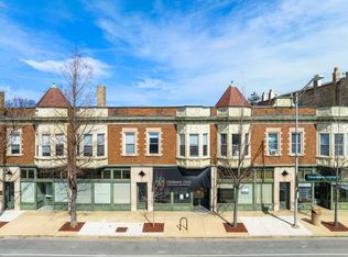 316-24 Lake St #320-2R, Oak Park, IL 60302