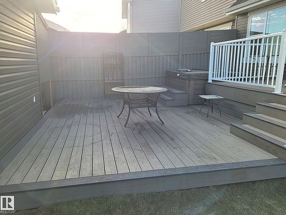 4th image of 1007 162nd St SW