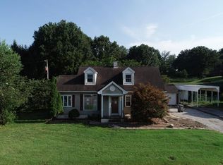 519 Rosewood Dr, Evansville, IN 47711