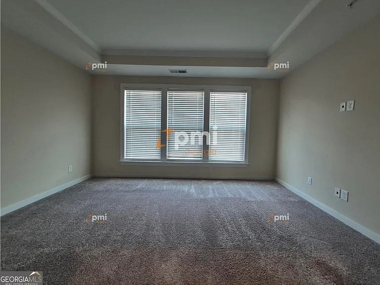 1807 Brandsford Ln NW — Photo 8