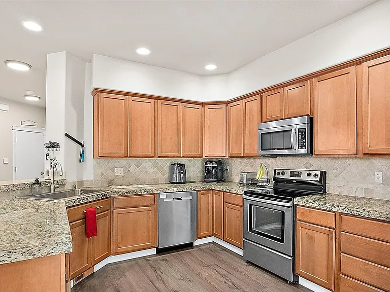 4706 Natalee Dr SE — Photo 3