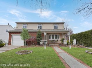 129 Norwalk Ave, Staten Island, NY 10314