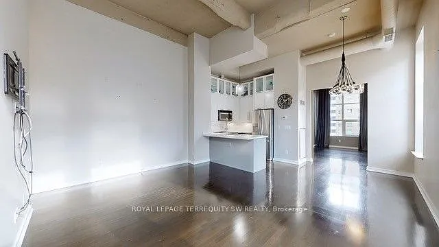 135 Dalhousie St #405 — Photo 2