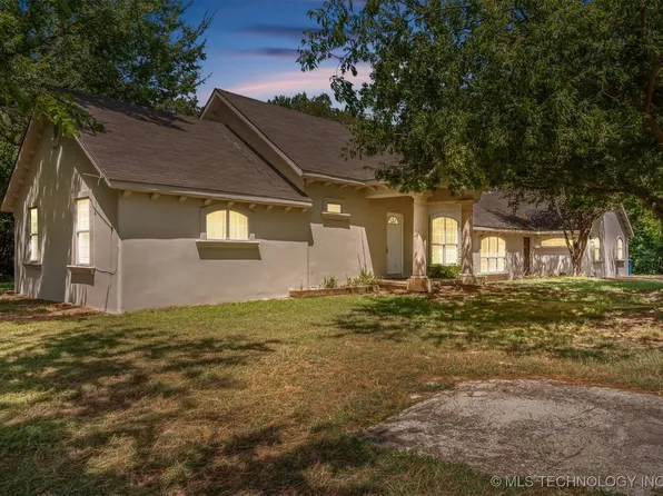 8250 S Yukon Ave, Tulsa, OK 74132